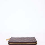 LOUIS VUITTON ZIPPY WALLET