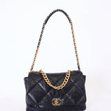 CHANEL 19 CLASSIC FLAPBAG