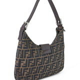 FENDI MAMMA BUCKET ZUCCA-VÄSKA