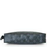 LOUIS VUITTON POCHETTE VOYAGE VÄSKA