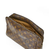LOUIS VUITTON TRUE TOILETTASKE