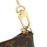 LOUIS VUITTON POCHETTE