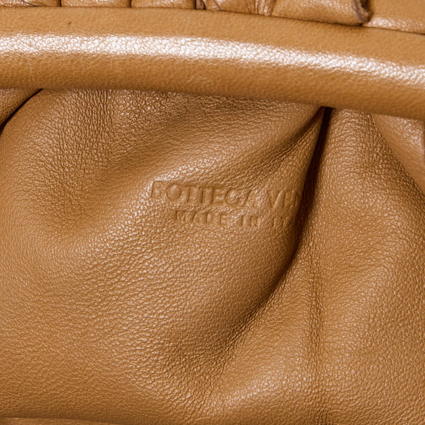 Ekspert-guide: Sådan passer du på din Bottega Veneta taske