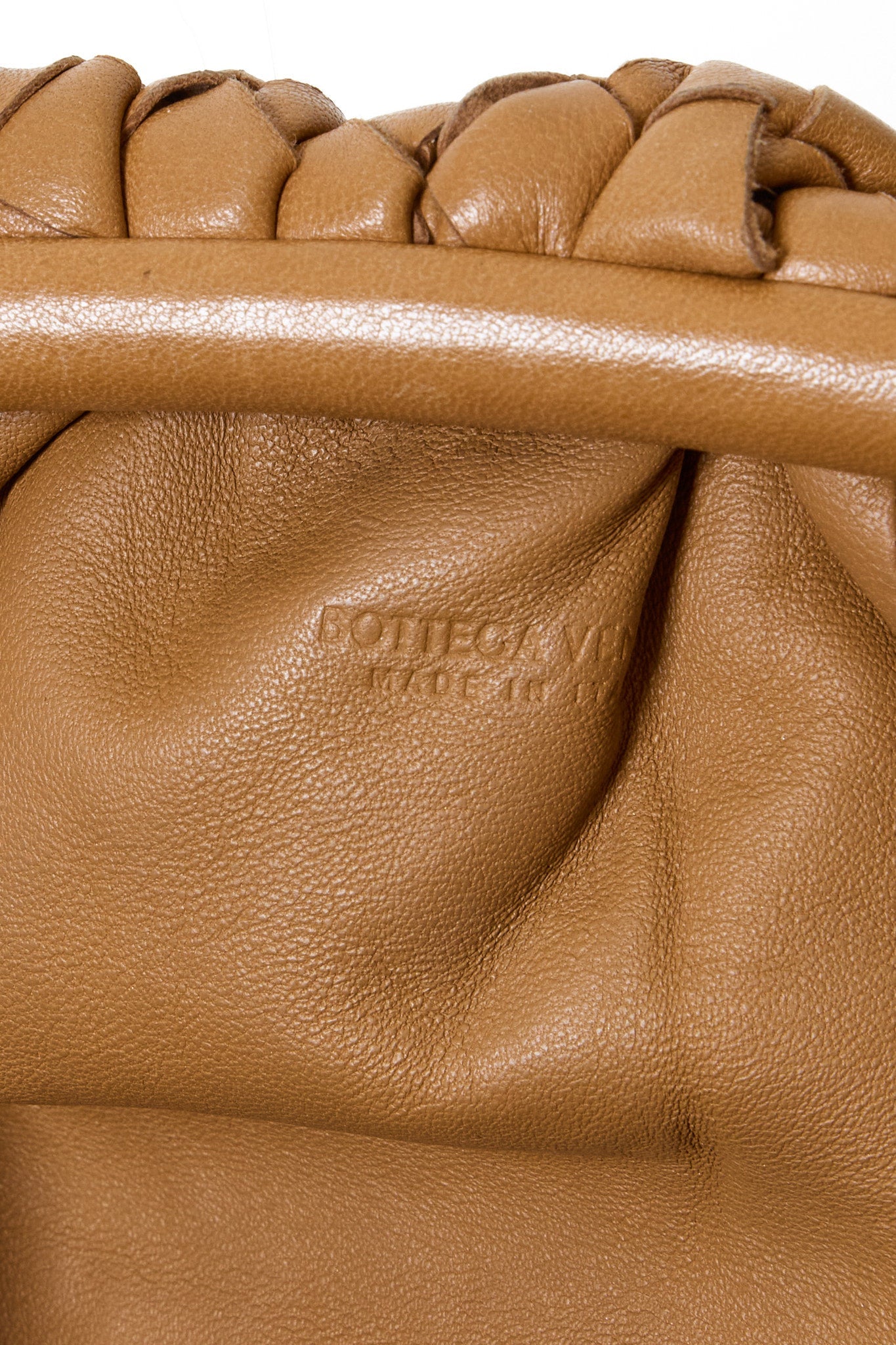 Ekspert-guide: Sådan passer du på din Bottega Veneta taske