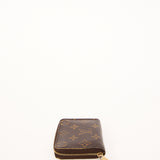LOUIS VUITTON ZIPPY COIN