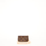 LOUIS VUITTON KEY POUCH