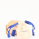 LOUIS VUITTON ESSENTIAL V STUDS