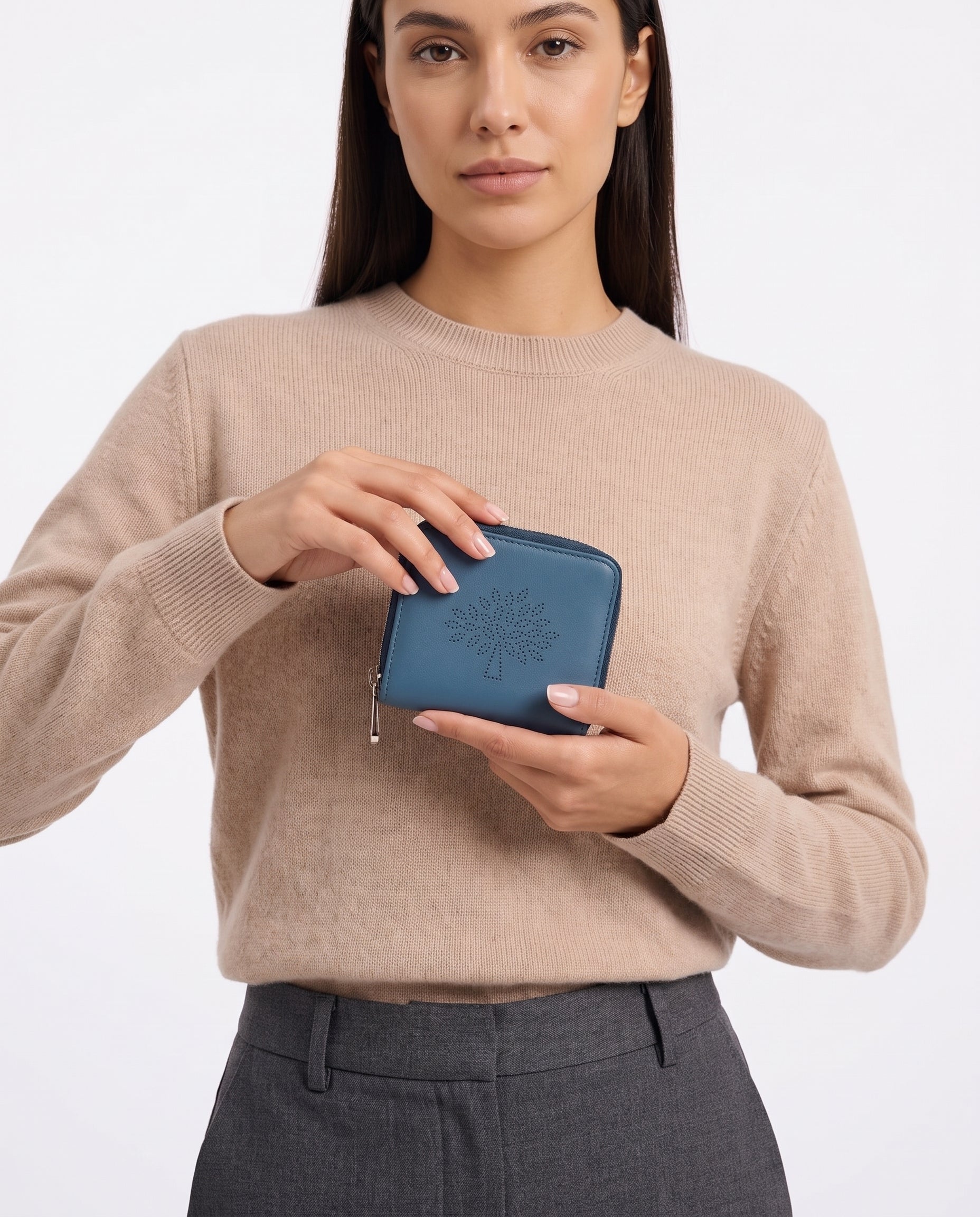 AI model image for G27990