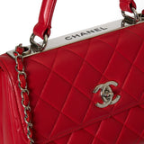 Chanel Lammskinn Quiltad Liten Trendig CC Flap Väska med dubbla handtag Röd