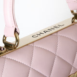 Chanel Lammskinn Quiltad Liten Trendig CC Flap Väska med dubbla handtag Rosa