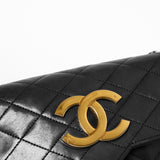 1980-tals Chanel svart quiltad lammskinn Vintage Single Flap Bag