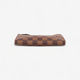 LOUIS VUITTON POCHE TOILETTE
