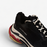BALENCIAGA TRIPLE S (STR. 43)