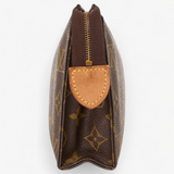 LOUIS VUITTON POCHE TOILETTE 19