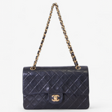 CHANEL CLASSIC MEDIUM FLAPBAG