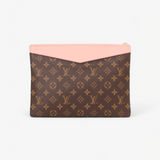 LOUIS VUITTON DAILY POUCH