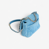 CHANEL QUILTAD DENIM MEDIUM 19 FLAP