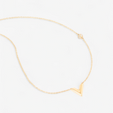 LOUIS VUITTON V NECKLACE