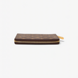 LOUIS VUITTON ZIPPY WALLET