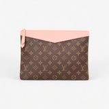 LOUIS VUITTON DAILY POUCH