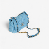 CHANEL QUILTAD DENIM MEDIUM 19 FLAP